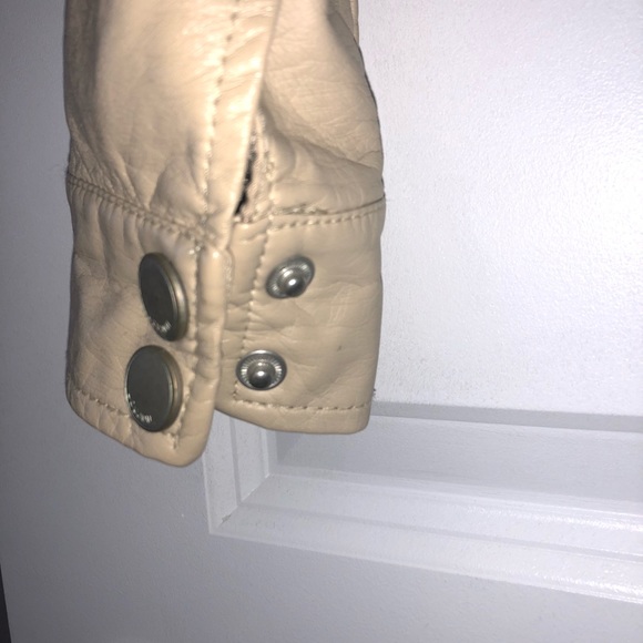 Faux leather jacket - Picture 5 of 5